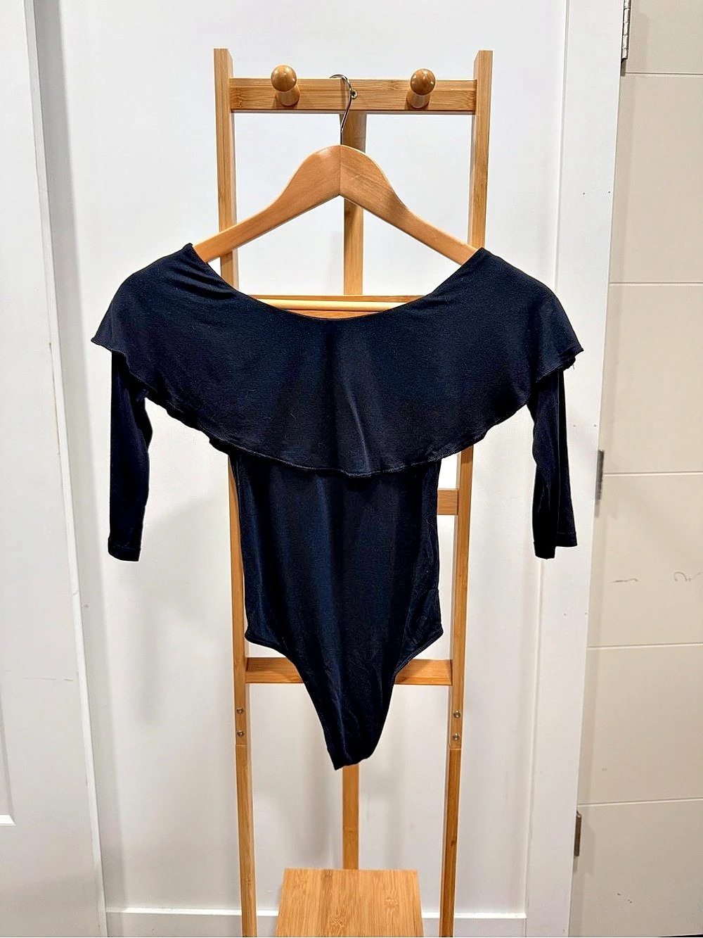 Wilfred Black Ruffle Bodysuit Size XXS Like New